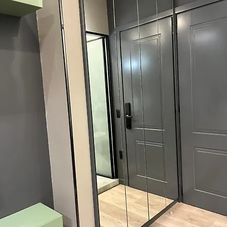 Fox Apartment